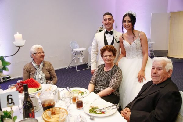 Katerina and Bill's wedding day in Epping, frame 076