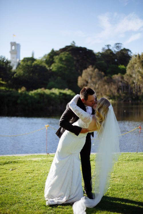 Royal Botanic Gardens Melbourne wedding, Holly and Daniel, frame 152