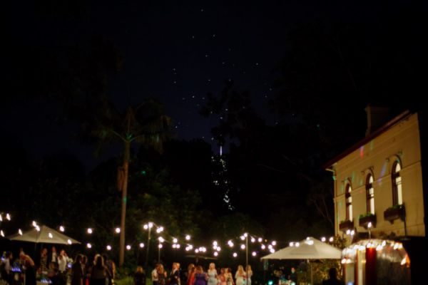 Holly and Daniel's wedding day in Melbourne, frame 253