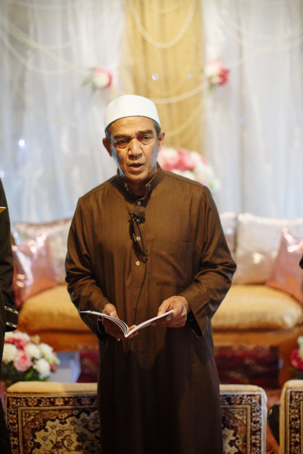Aaliya and Adam's wedding day in Muslim, frame 081