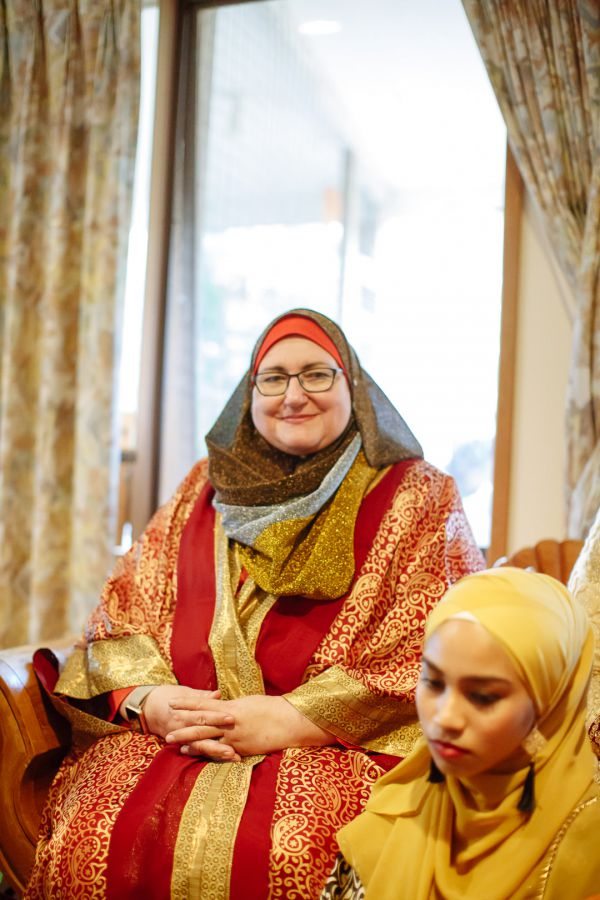 Aaliya and Adam's wedding day in Muslim, frame 109