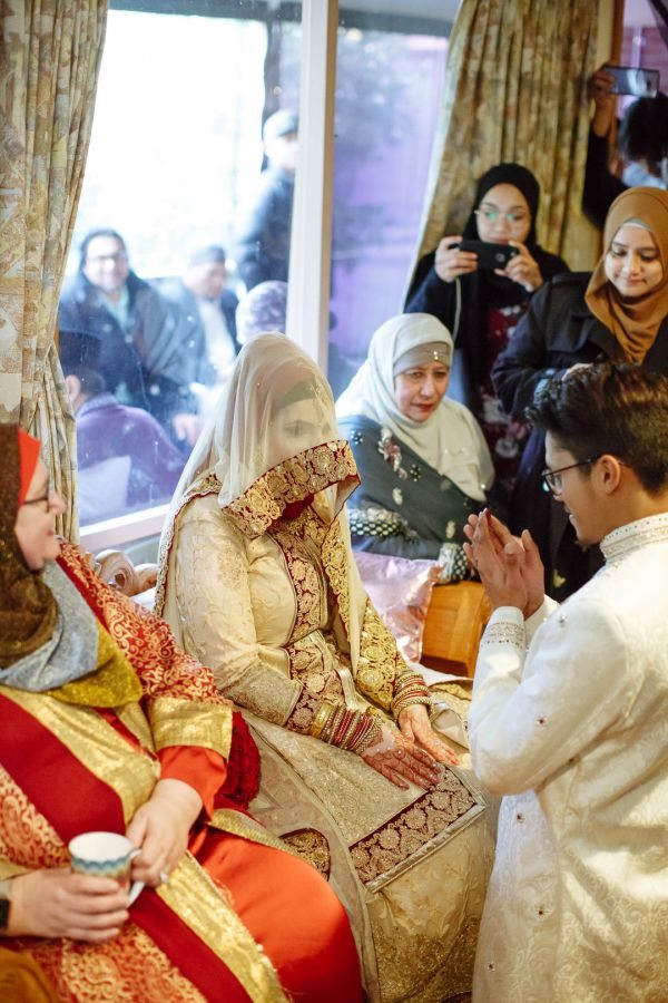 Aaliya and Adam's wedding day in Muslim, frame 129