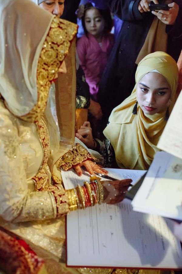 Aaliya and Adam's wedding day in Muslim, frame 149