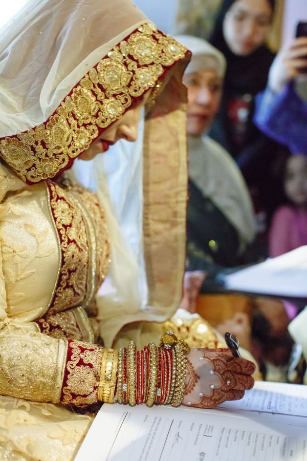 Aaliya and Adam's wedding day in Muslim, frame 150