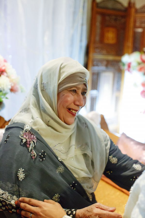 Aaliya and Adam's wedding day in Muslim, frame 172