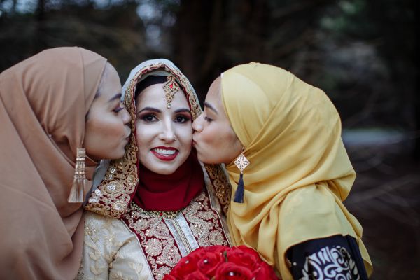 Aaliya and Adam's wedding day in Muslim, frame 196