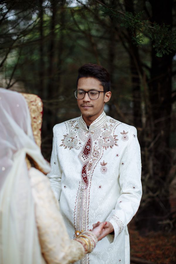 Aaliya and Adam's wedding day in Muslim, frame 214
