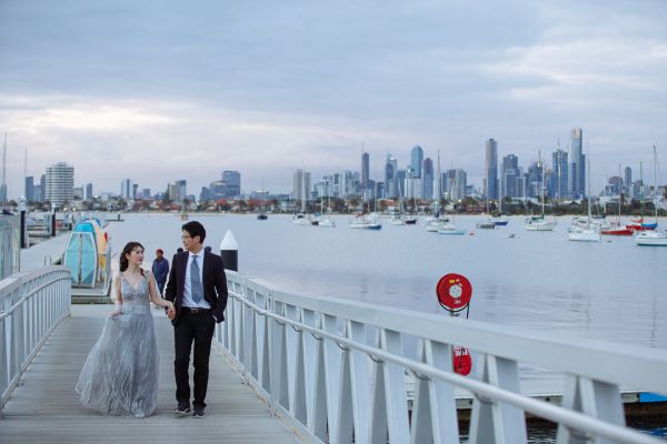 Sun and Jiang's pre-wedding session in South Wharf, frame 025