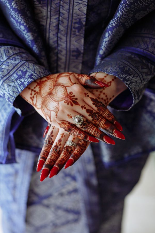Aaliya and Adam's wedding day in Traditional Muslim, frame 063