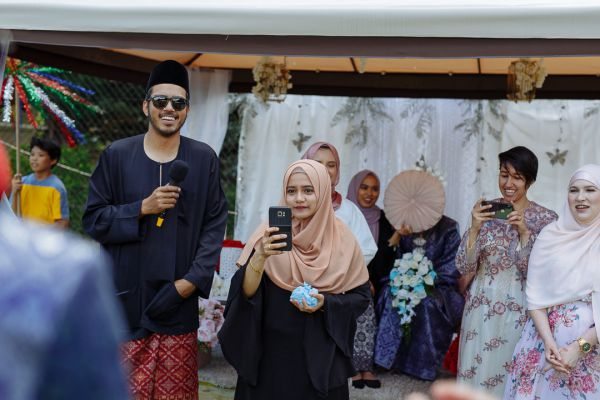 Aaliya and Adam's wedding day in Traditional Muslim, frame 133