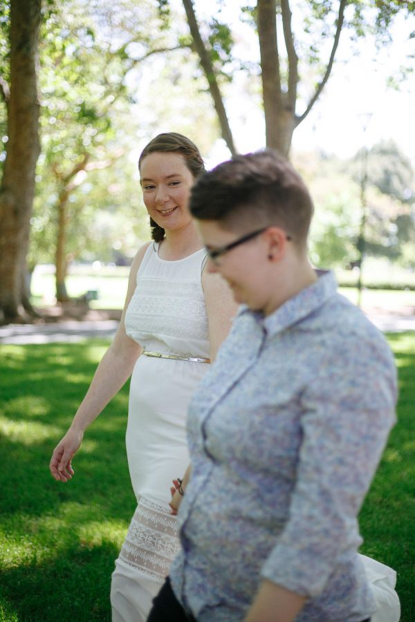 Melbourne Museum pre-wedding, Ruth and Chelsea, frame 008