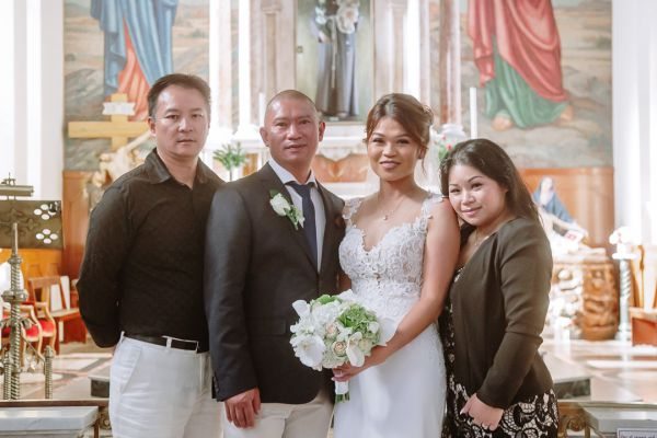 Sandra and Thanh's wedding day in Hawthorn, frame 118