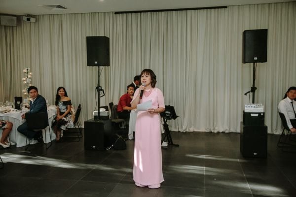Sandra and Thanh's wedding day in Hawthorn, frame 175