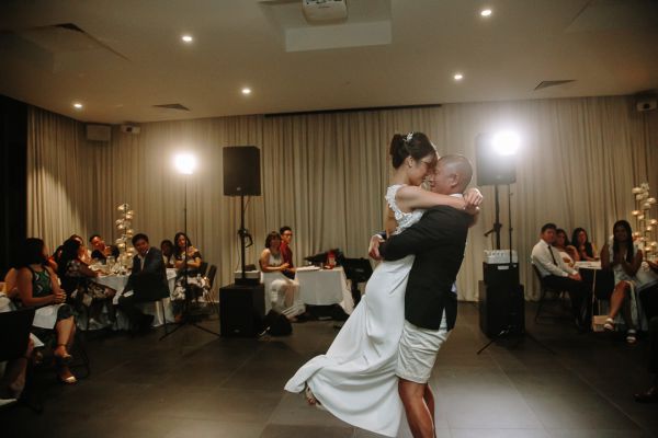 Leonda By The Yarra wedding, Sandra and Thanh, frame 323