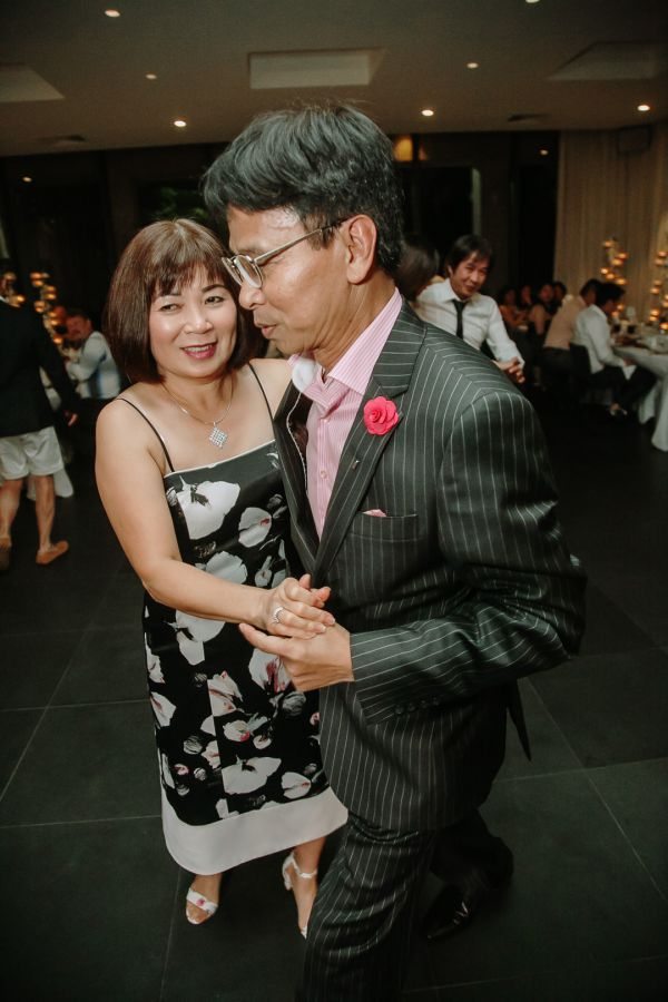 Leonda By The Yarra wedding, Sandra and Thanh, frame 332