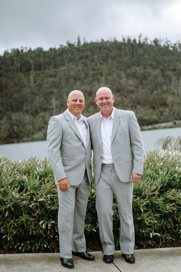 Andrea and Matt's wedding day in Hobart, frame 008