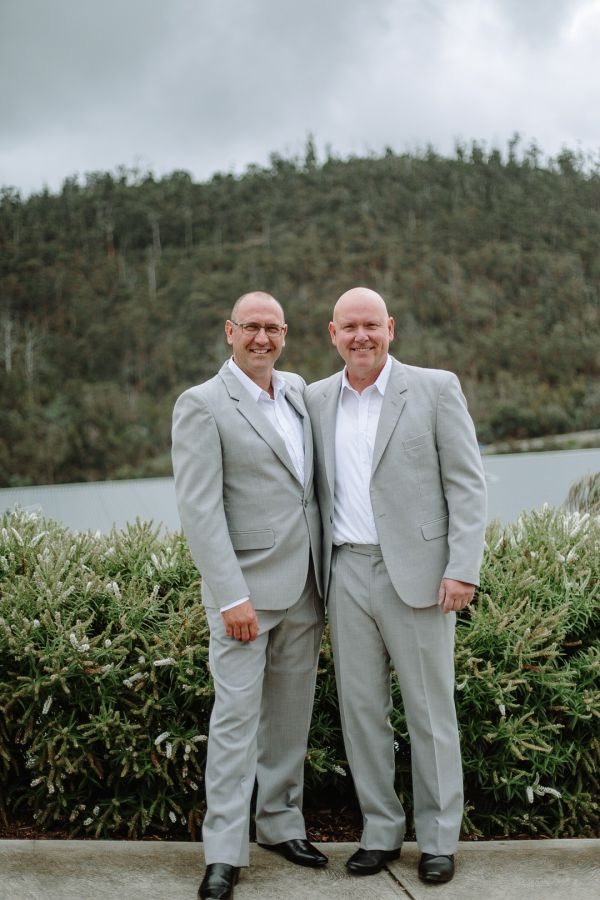 Andrea and Matt's wedding day in Hobart, frame 010