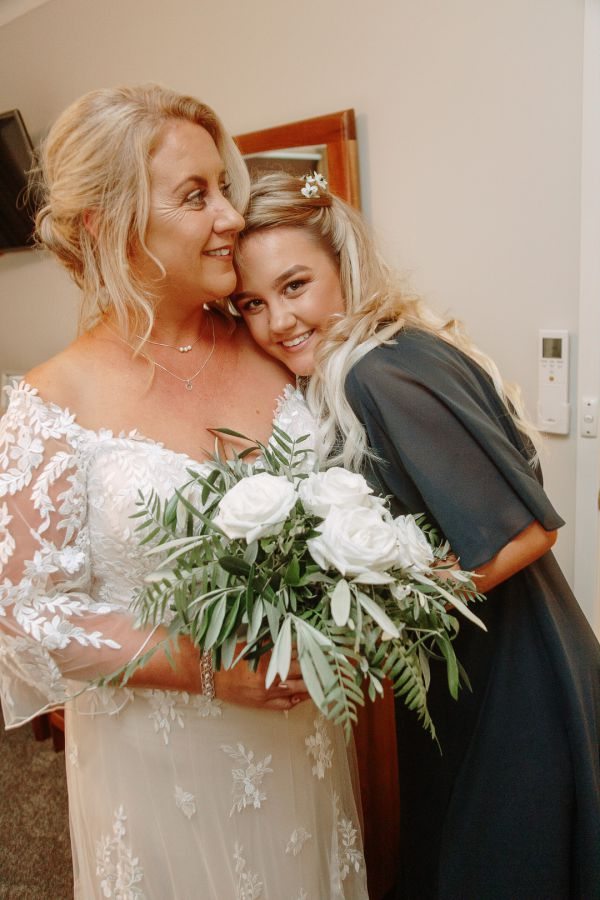 Andrea and Matt's wedding day in Hobart, frame 045