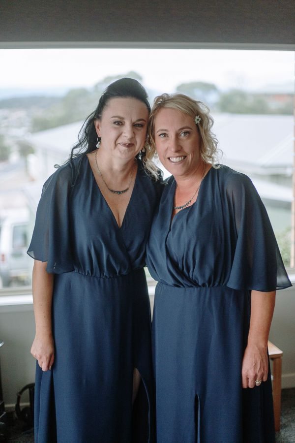 Andrea and Matt's wedding day in Hobart, frame 050