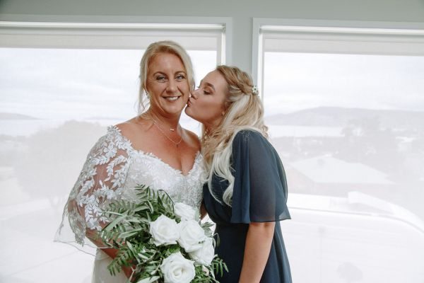 Andrea and Matt's wedding day in Hobart, frame 070