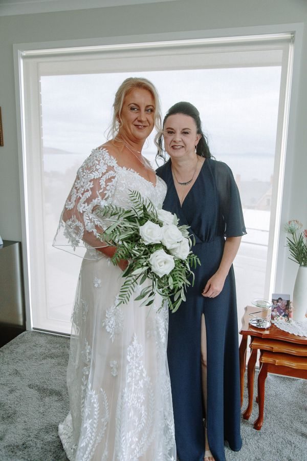 Andrea and Matt's wedding day in Hobart, frame 071