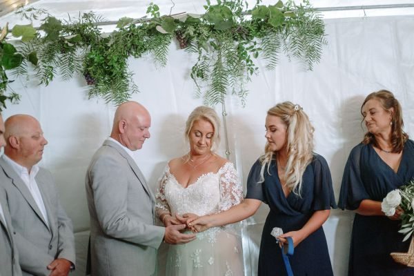Andrea and Matt's wedding day in Hobart, frame 121