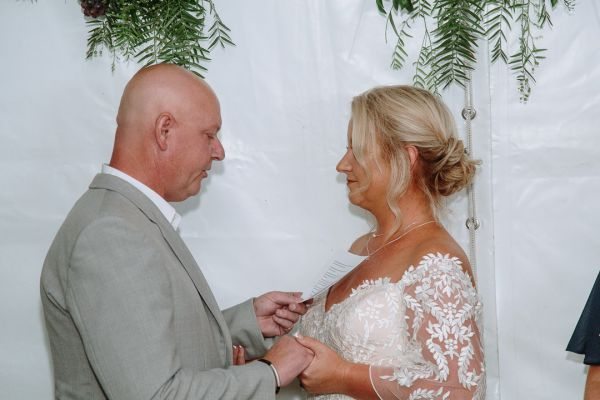 Andrea and Matt's wedding day in Hobart, frame 124