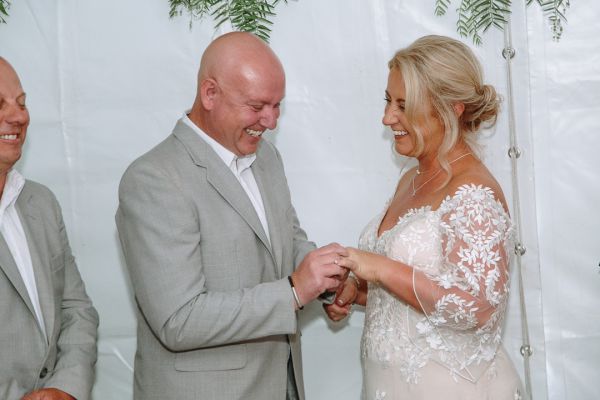 Andrea and Matt's wedding day in Hobart, frame 126