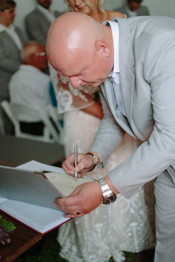 Andrea and Matt's wedding day in Hobart, frame 142