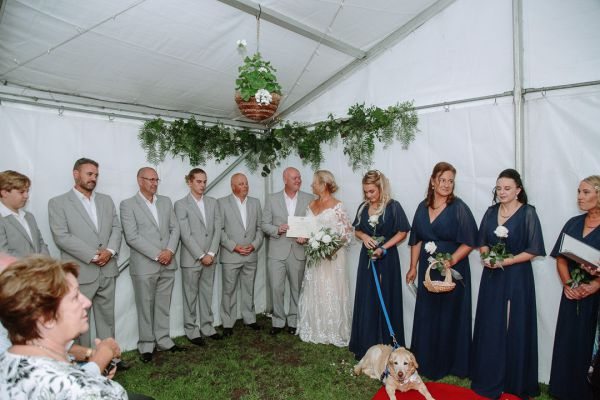 Andrea and Matt's wedding day in Hobart, frame 151
