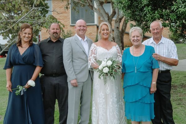 Andrea and Matt's wedding day in Hobart, frame 189