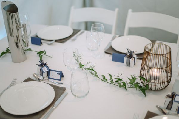 Andrea and Matt's wedding day in Hobart, frame 227