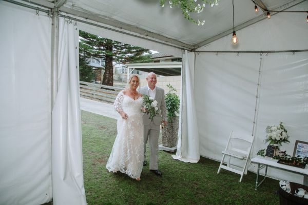 Andrea and Matt's wedding day in Hobart, frame 236