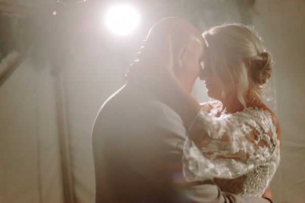 Andrea and Matt's wedding day in Hobart, frame 334
