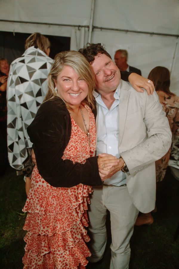 Andrea and Matt's wedding day in Hobart, frame 347