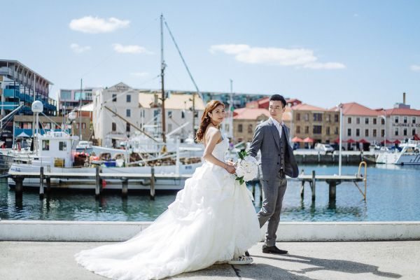 Angel and Andrew's pre-wedding session in Tasmania, frame 015