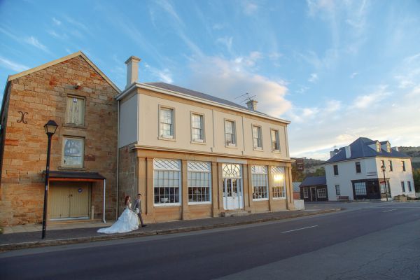 Angel and Andrew's pre-wedding session in Tasmania, frame 037