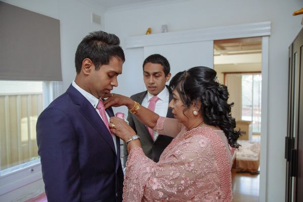 Sanita and Rav's wedding day in Paradise, frame 023