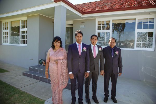 Thorndon Park Reserve wedding, Sanita and Rav, frame 081