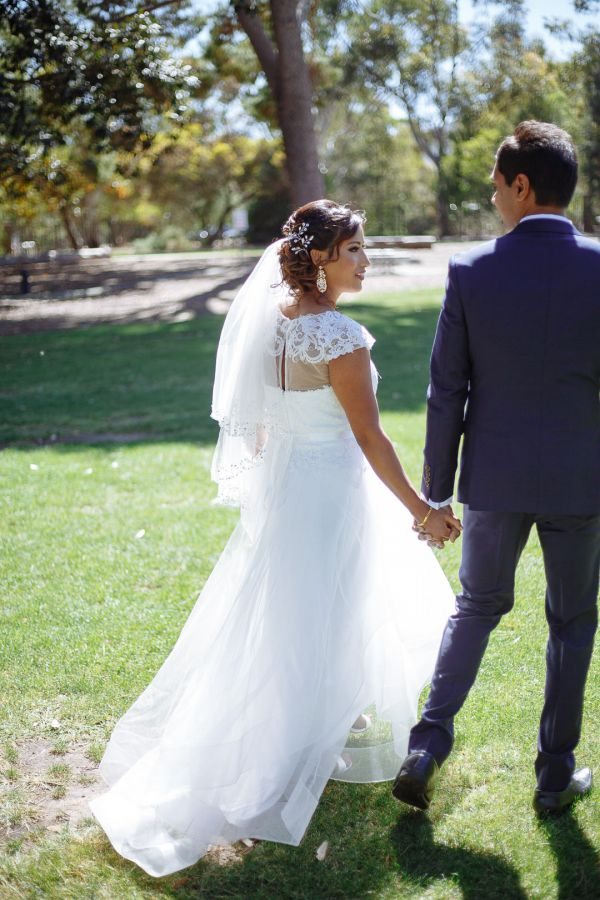 Thorndon Park Reserve wedding, Sanita and Rav, frame 096