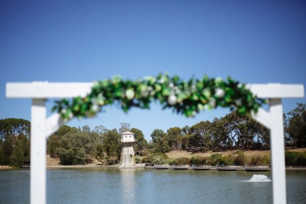 Thorndon Park Reserve wedding, Sanita and Rav, frame 135