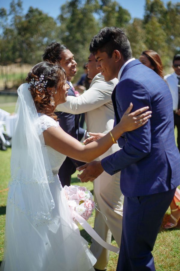 Thorndon Park Reserve wedding, Sanita and Rav, frame 216