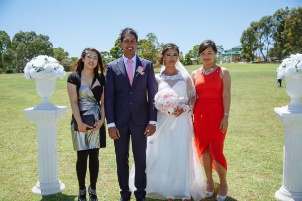 Thorndon Park Reserve wedding, Sanita and Rav, frame 237