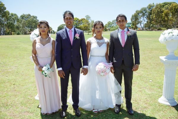 Thorndon Park Reserve wedding, Sanita and Rav, frame 249