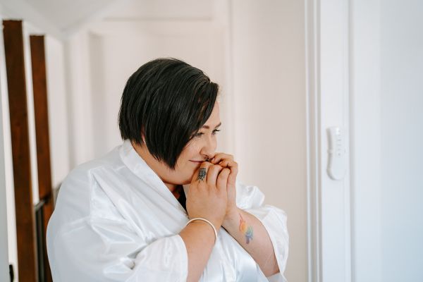 Leila and Tamara's wedding day in Aldinga, frame 013
