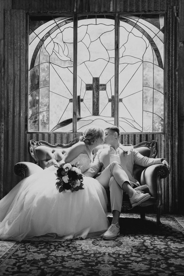 Leila and Tamara's wedding day in Aldinga, frame 055