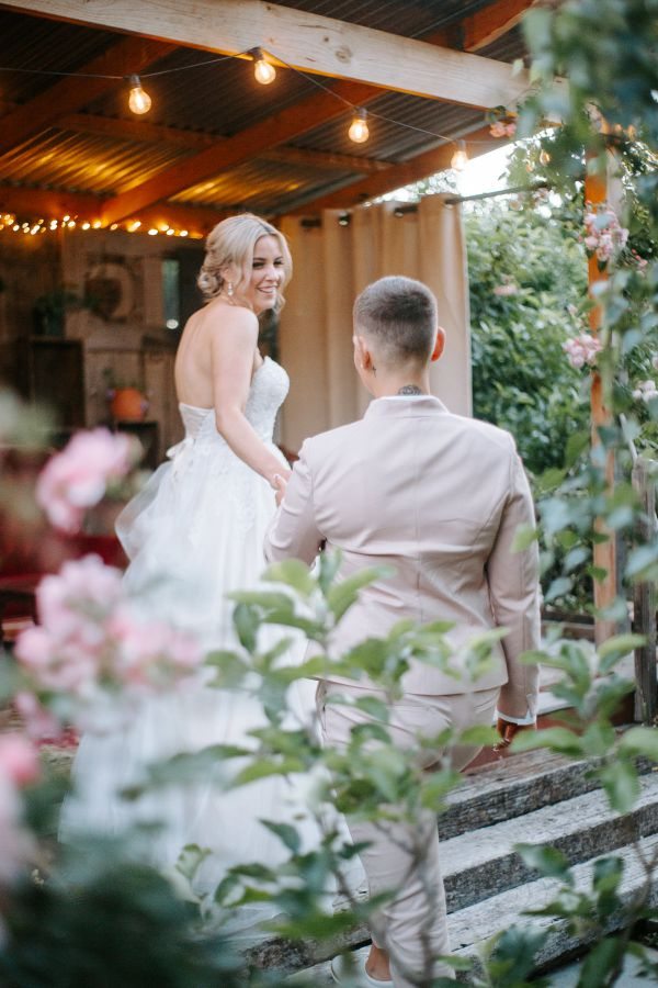 Leila and Tamara's wedding day in Aldinga, frame 097