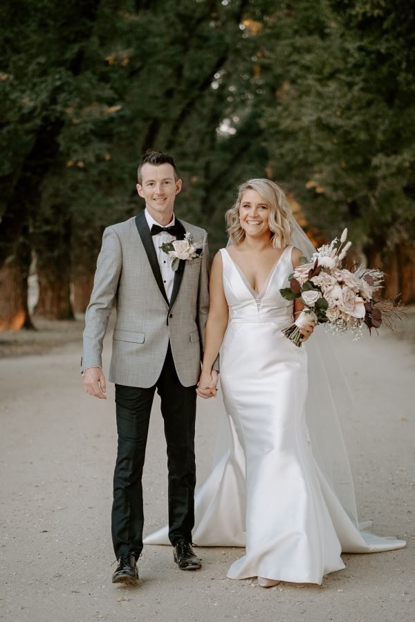 Samantha and Andrew's wedding day in Wahgunyah, frame 106