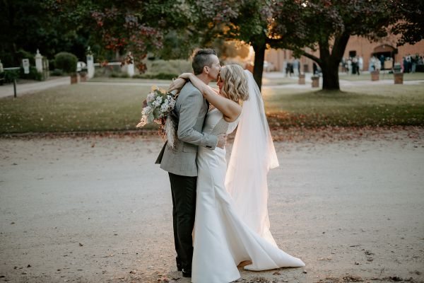 Samantha and Andrew's wedding day in Wahgunyah, frame 109