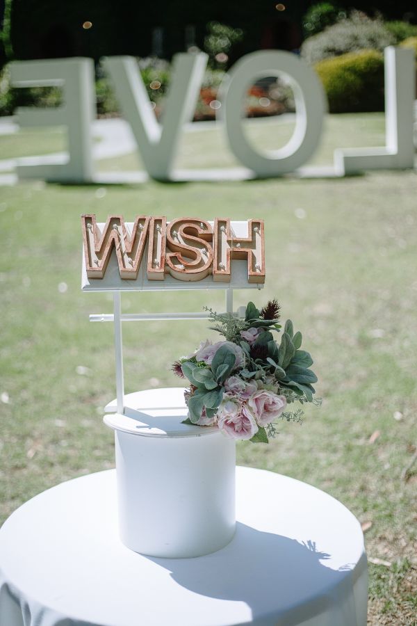Lizzie and Jack's wedding day in Cockatoo, frame 067
